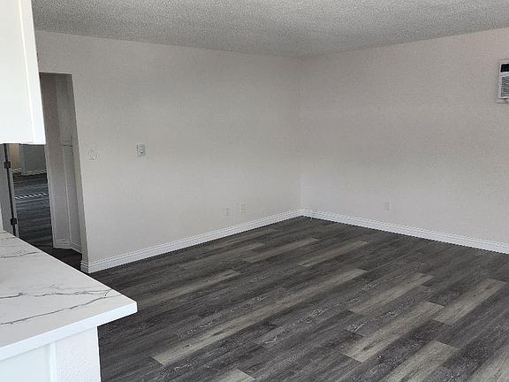 3rd image of 17310 Bixby Ave