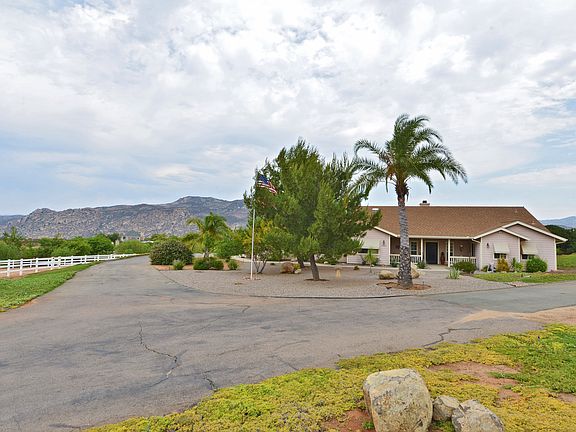 4th image of 25456 Rancho Barona Rd