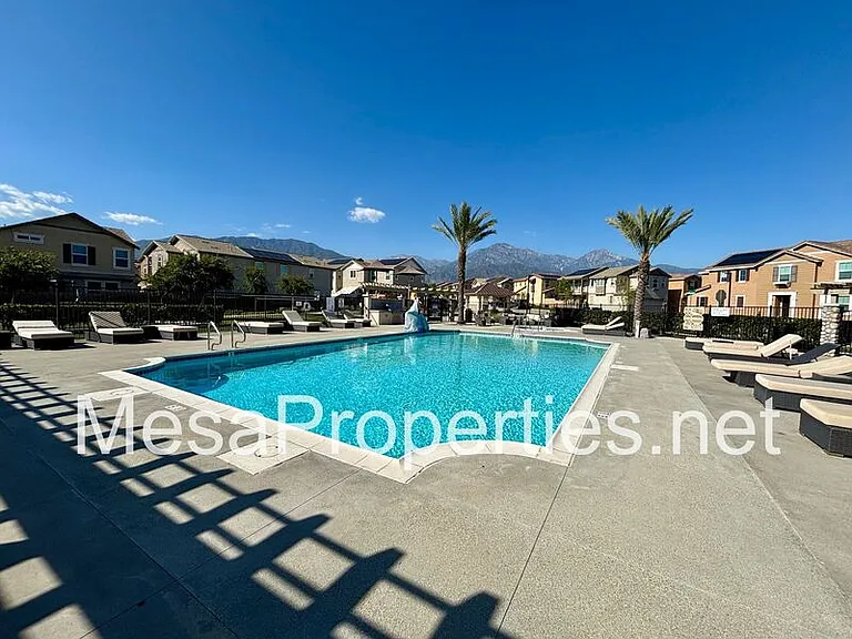 1702 Almond Tree Pl — Photo 27