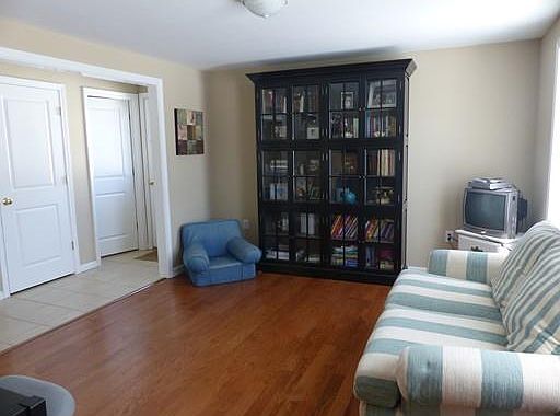 4th image of 57 Nobadeer Cir
