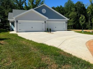 127 Brawley Villas Pl, Mooresville, NC 28117