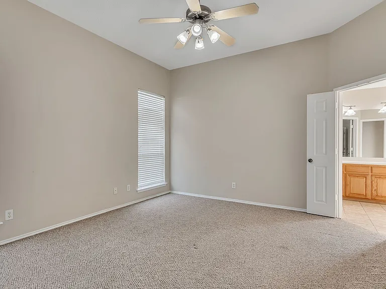 9112 Tyne Trl — Photo 26