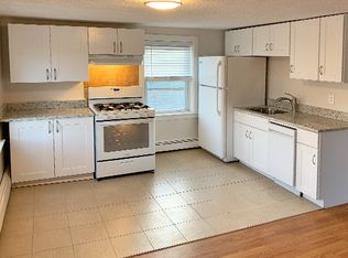 242 Main St APT 3F, Gloucester, MA 01930