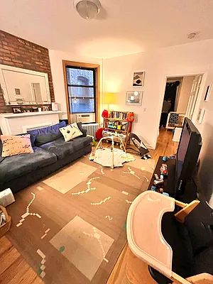 Rented by Space Real Estate | media 2