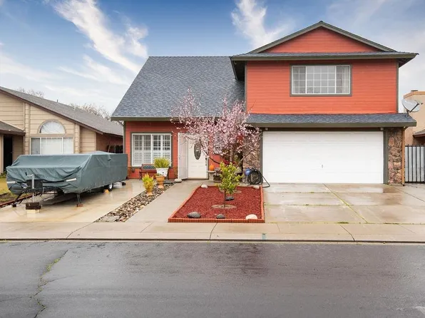 1553 Dezzani Ln, Modesto, CA 95358