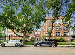 1542 W Sherwin Ave APT 1S, Chicago, IL