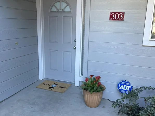 4830 Dover Ln Unit 303, Sacramento, CA 95842