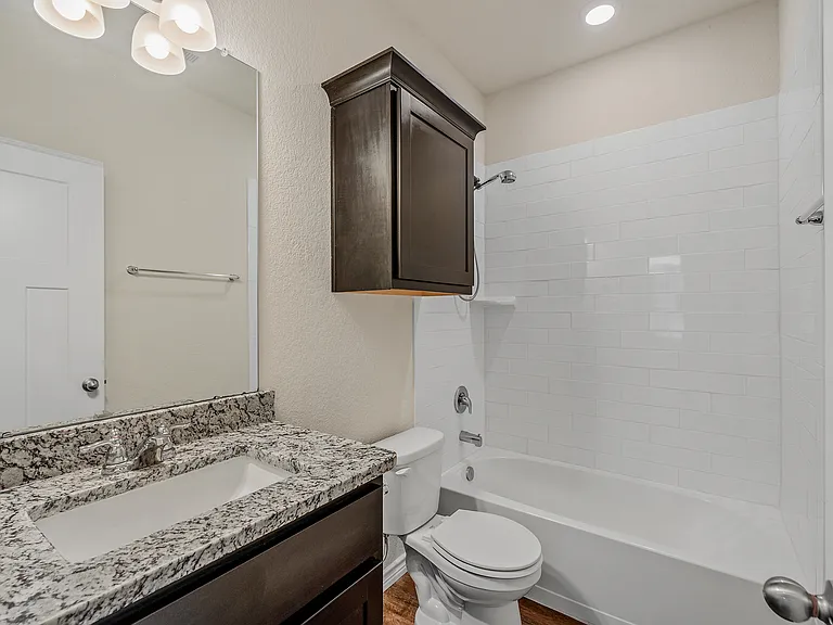 1052 Toledo Bend Dr — Photo 12