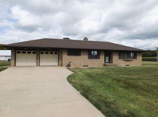 17420 Star Rd, Prophetstown, IL 61277