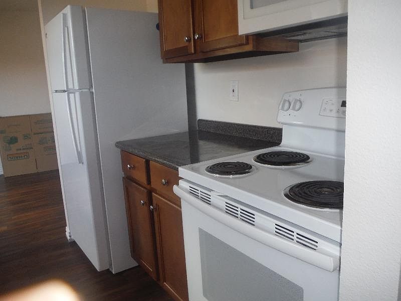 2nd image of 5016 Winder Ct APT B