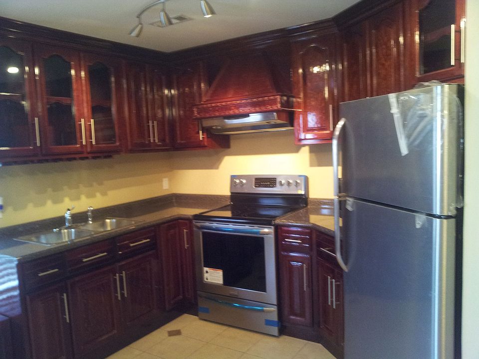 2nd image of 508 Drury Ln