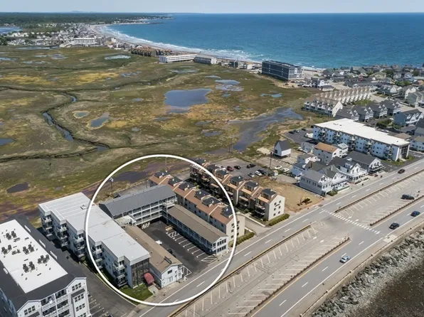 449 Ocean Blvd #210, Hampton, NH 03842