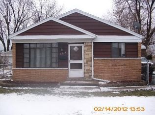 8229 S Kilbourn Ave, Chicago, IL