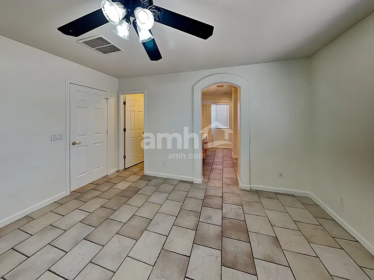 7659 S Meadow Spring Way — Photo 9
