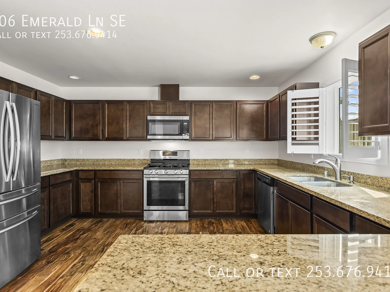506 Emerald Ln SE, Rainier — Photo 2