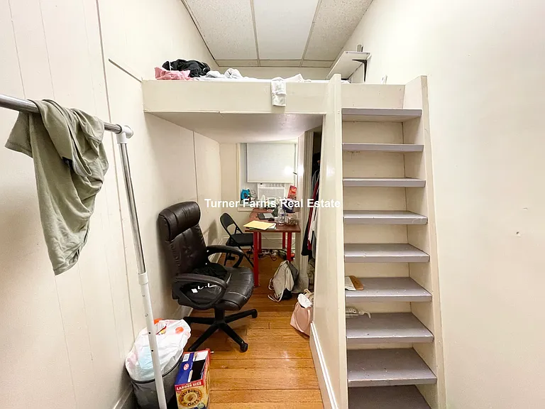 17 Aberdeen St #2A — Photo 9
