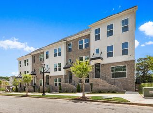 2582 Astaire Ct, Atlanta, GA 30318