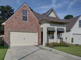 305 Summerland Key Ln, Lafayette, LA 70508