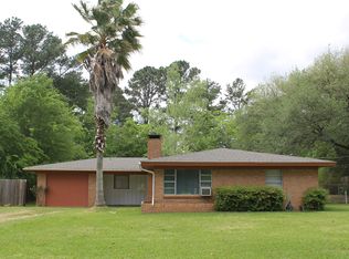 198 W 4th St, Wells, TX 75976