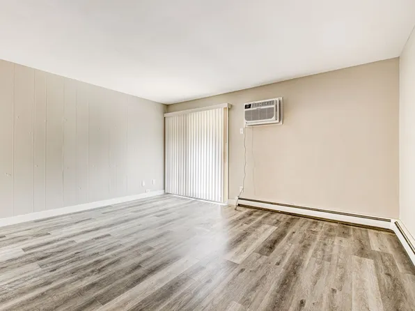 330-334 Tyrrell Ct, 330-334 Tyrrell Ct #330-4, Delavan, WI 53115