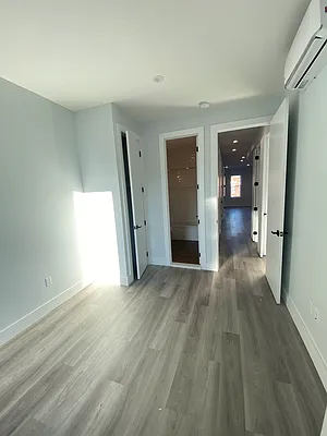 Rented by Lang Realty LLC | media 16