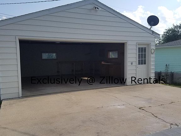 2 Stall Garage