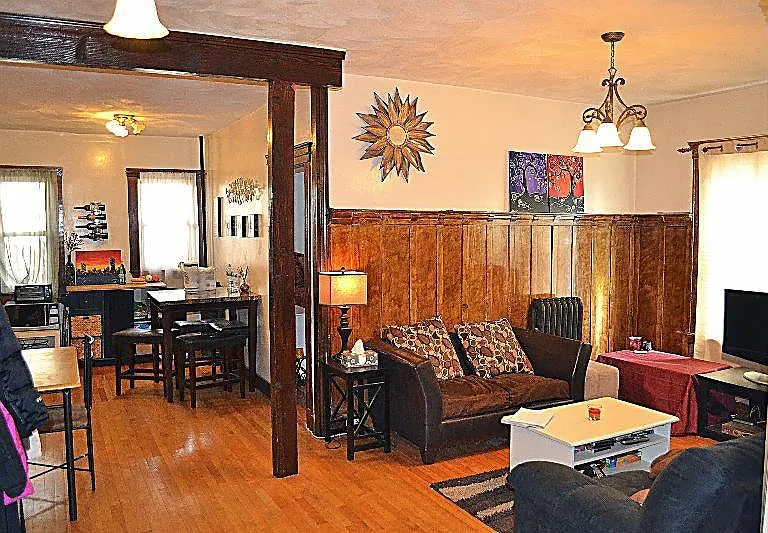 40 Long Ave #1A — Photo 1