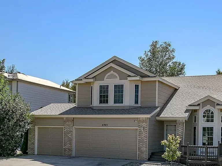 6945 Ashley Dr — Photo 10