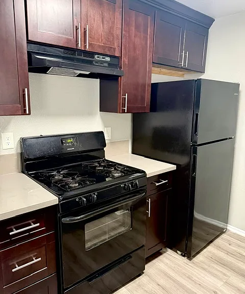374 Shults Street — Photo 18