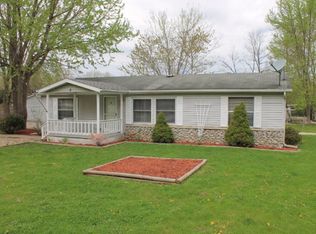 5 Sunset Dr, Oakwood, IL