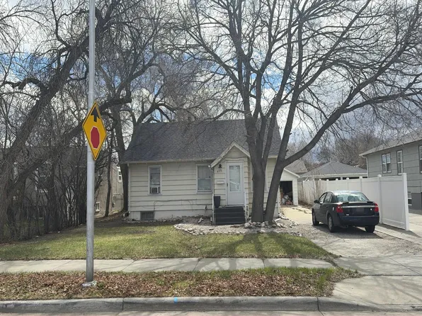 416 Howard Ave, Billings, MT 59101