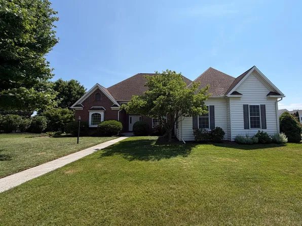 5127 Jennifer Cir, Mechanicsburg, PA 17050