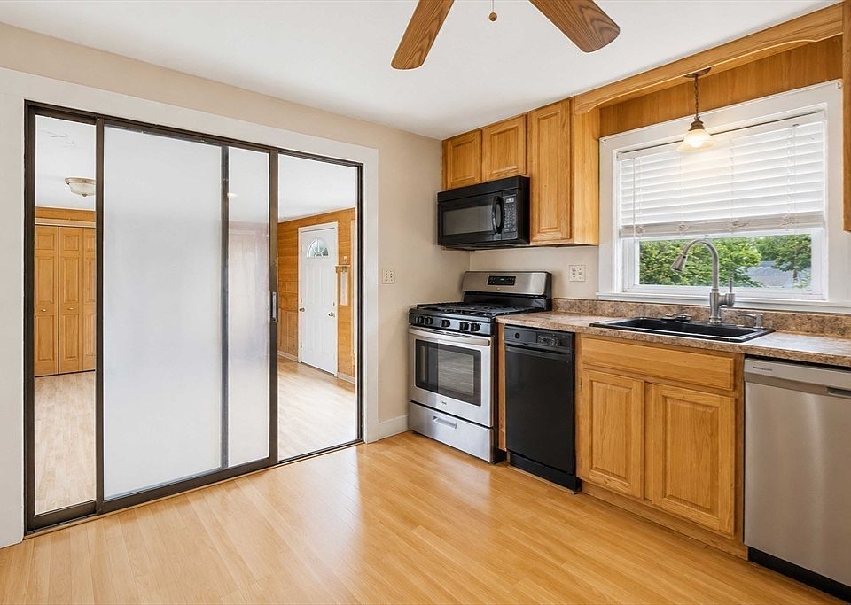 1st image of 14 Highland Ave