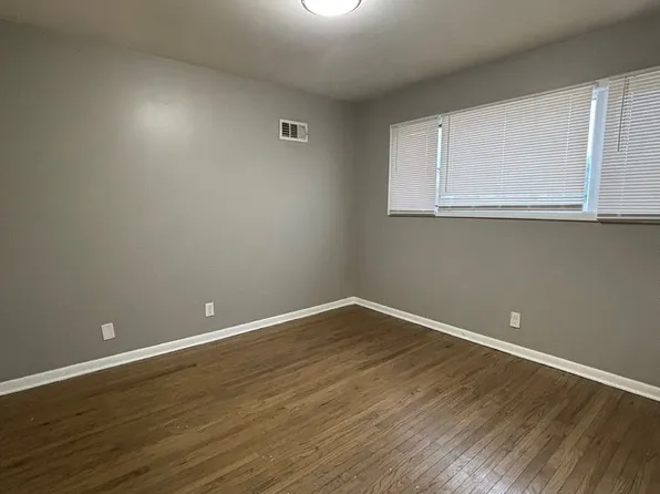 1412 W 148th St., 1412 W 148th St #G, East Chicago, IN 46312