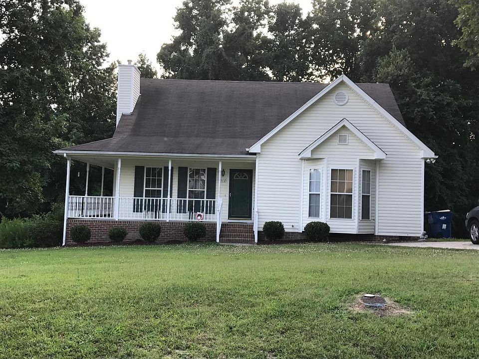 2,040 sq ft. 5 Bedroom 3 full bath 2 story home located on 1