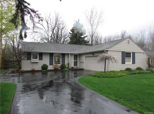 20 Westchester Rd, Williamsville, NY 14221