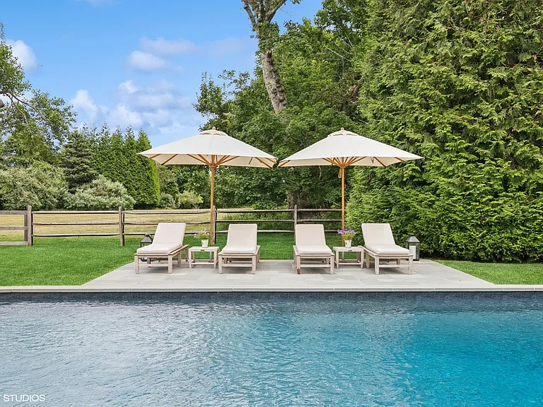 15 Ludlow Grn — Photo 11