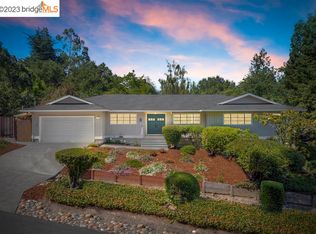 8 La Fond Ln, Orinda, CA 94563