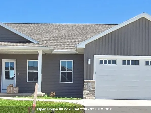 W6886 McAllister Dr, Greenville, WI 54942