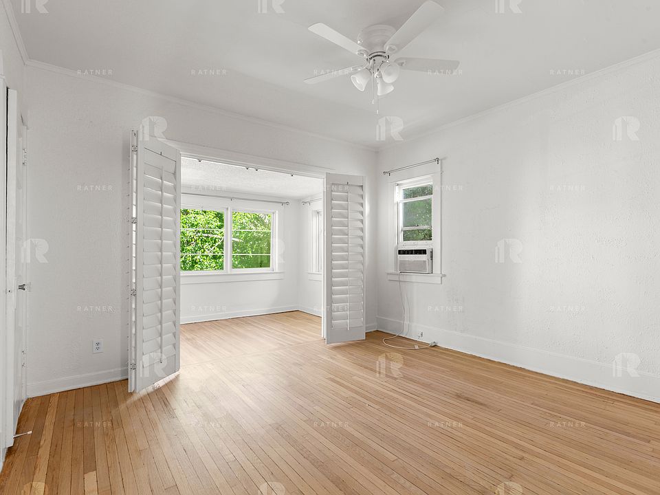 1st image of 1323 N Orange Dr #1/2