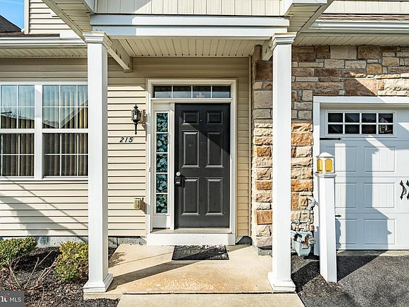 2nd image of 215 Rose View Dr
