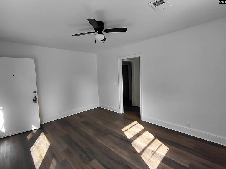 129 Hendrix St #3 — Photo 3