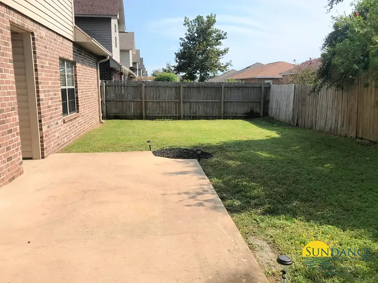 1945 Mooring Dr — Photo 15