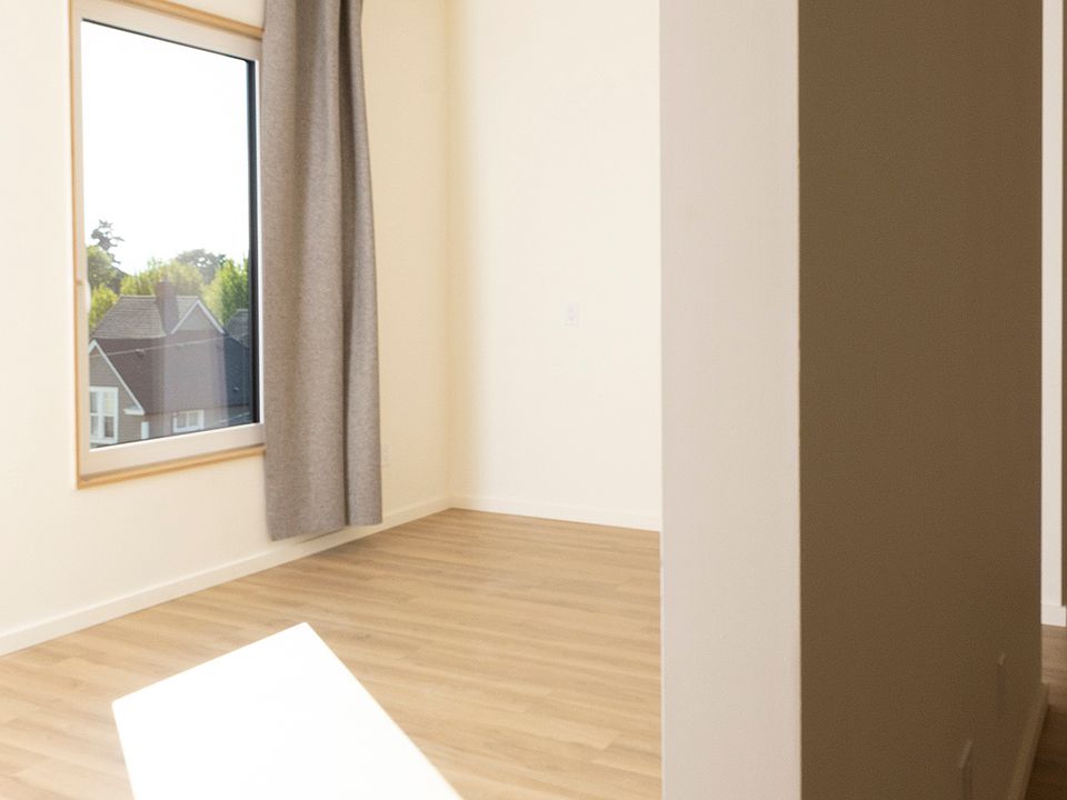 Generously sized bedroom is over 17 feet wide