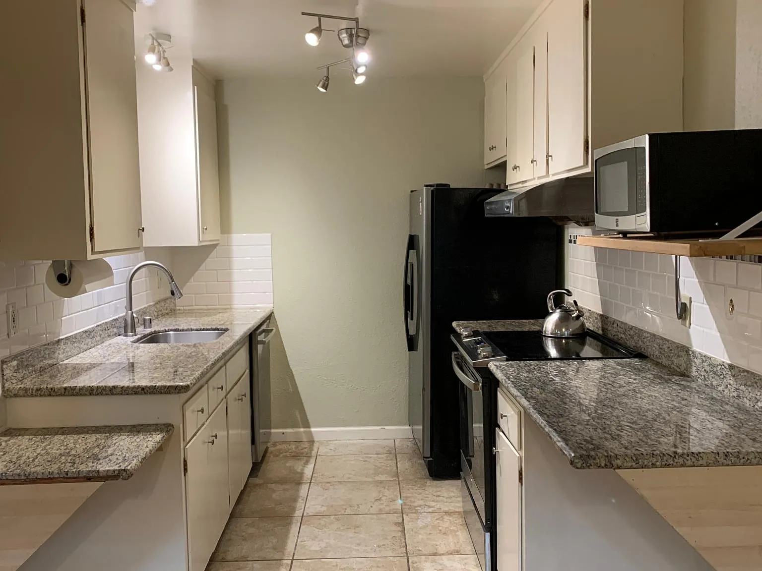 33 Merwin Ave — Photo 4