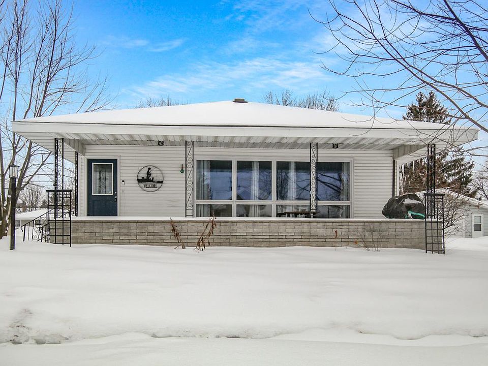 309 Division Ave, Loyal, WI 54446 Zillow