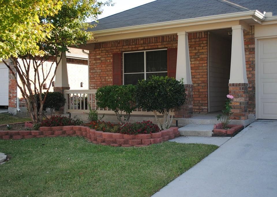 1st image of 1716 Heron Dr