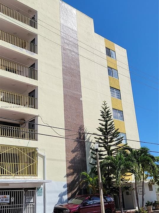 1st image of 8001 Crespi Blvd APT 4A