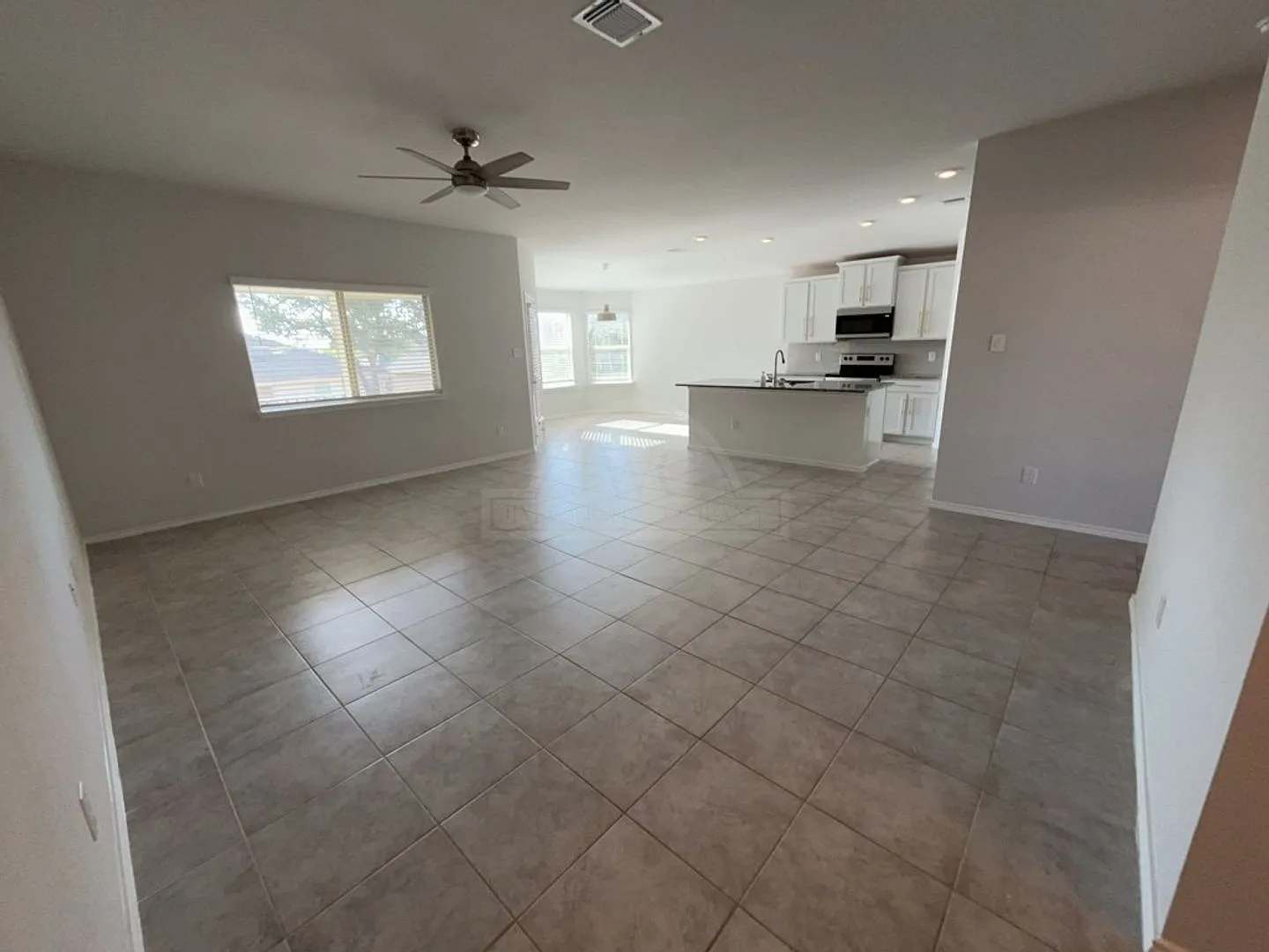 1824 Fall Creek Court, Copperas Cove — Photo 4
