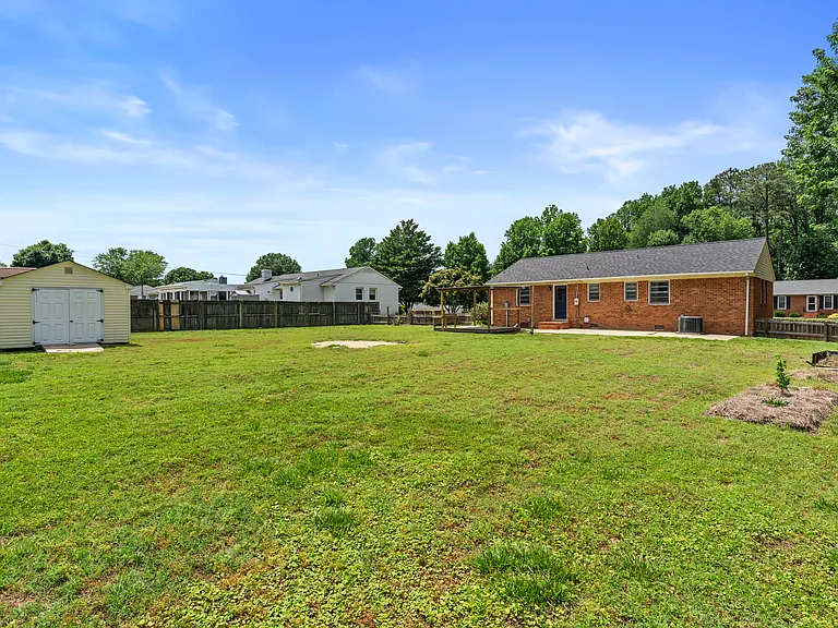 8327 Sherton Dr — Photo 18